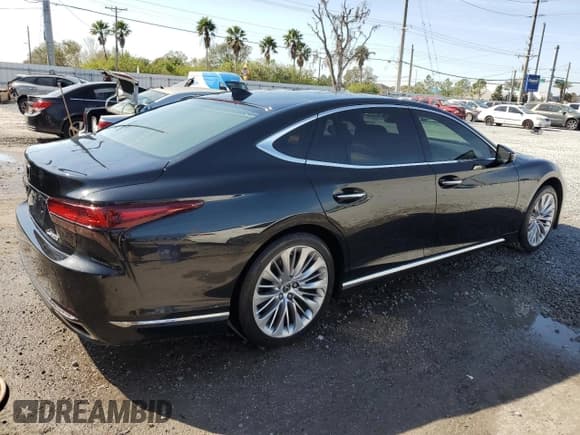 ✅ 2022 Lexus LS 500 • VIN: JTHD51FF2N5016858 • Lot: 43971535. Wystawiony na Copart z przebiegiem 21 022 mil. Bezpłatny archiwum sprzedaży aukcyjnych z USA i szczegółowy raport historii pojazdu na DreamBid. Zdjęcie 3.