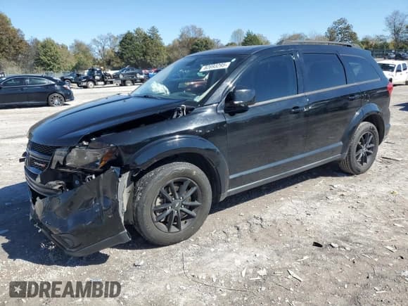 ✅ 2019 Dodge Journey SE • VIN: 3C4PDCBB3KT845563 • Lot: 82693295. Wystawiony na Copart z przebiegiem 89 397 mil. Bezpłatny archiwum sprzedaży aukcyjnych z USA i szczegółowy raport historii pojazdu na DreamBid. Zdjęcie 1.