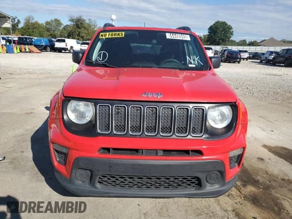 ✅ 2020 Jeep Renegade Sport • VIN: ZACNJAAB6LPL71412 • Lot: 84448945. Wystawiony na Copart z przebiegiem 123 332 mil. Bezpłatny archiwum sprzedaży aukcyjnych z USA i szczegółowy raport historii pojazdu na DreamBid. Zdjęcie 5.