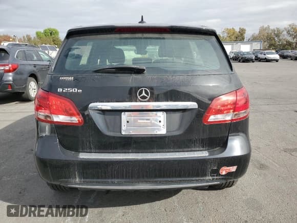 ✅ 2017 Mercedes-Benz B B 250e • VIN: WDDVP9AB4HJ016882 • Lot: 82331384. Listed on Copart with 19,970 mi. Free auction sales archive from the USA and detailed vehicle history report at DreamBid. Image 6.