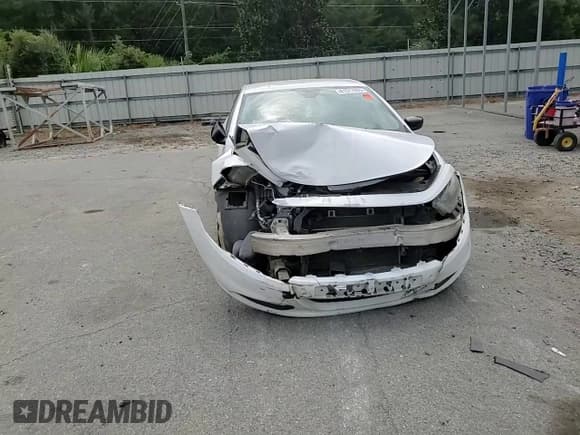 ✅ 2015 Dodge Dart SXT • VIN: 1C3CDFBB2FD222015 • Лот: 81577865. Опубликован ранее на Copart с пробегом 131 305 миль. Бесплатный доступ к архиву аукционных продаж из США и подробный отчёт об истории автомобиля на DreamBid. Изображение 13.