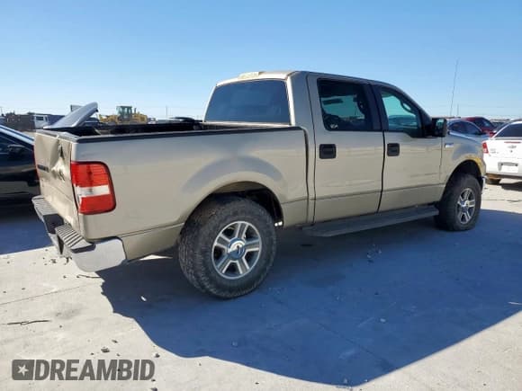✅ 2008 Ford F-150 XLT • VIN: 1FTPW12V68FC10235 • Lot: 90839885. Wystawiony na Copart z przebiegiem 184 050 mil. Bezpłatny archiwum sprzedaży aukcyjnych z USA i szczegółowy raport historii pojazdu na DreamBid. Zdjęcie 3.