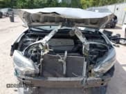 ✅ 2014 Toyota Corolla L • VIN: 5YFBURHE3EP072177 • Lot: 43179766. Wystawiony na IAAI z przebiegiem 114 789 mil. Bezpłatny archiwum sprzedaży aukcyjnych z USA i szczegółowy raport historii pojazdu na DreamBid. Zdjęcie 6.