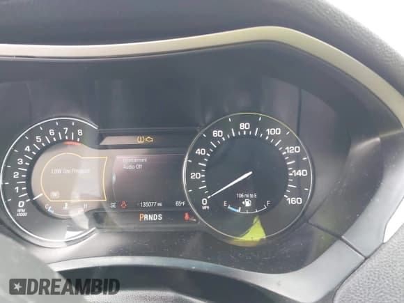 ✅ 2013 Lincoln MKZ • VIN: 3LN6L2GK0DR823324 • Lot: 41954237. Listed on IAAI with 135,077 mi. Free auction sales archive from the USA and detailed vehicle history report at DreamBid. Image 7.