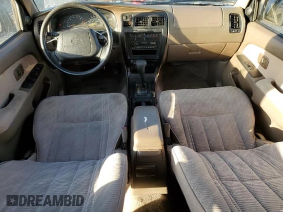 ✅ 1997 Toyota 4Runner SR5 • VIN: JT3GN86R7V0030371 • Лот: 87126325. Опубликован ранее на Copart с пробегом 190 258 миль. Бесплатный доступ к архиву аукционных продаж из США и подробный отчёт об истории автомобиля на DreamBid. Изображение 8.