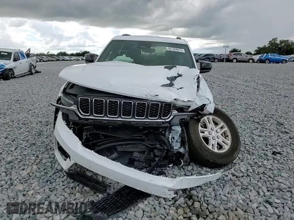 ✅ 2024 Jeep Grand Cherokee Laredo • VIN: 1C4RJHAG0R8597244 • Lot: 82184075. Listed on Copart with 21,456 mi. Free auction sales archive from the USA and detailed vehicle history report at DreamBid. Image 15.