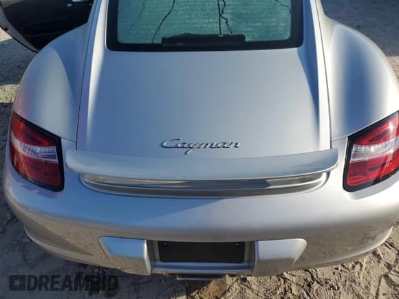 ✅ 2007 Porsche 718 Cayman • VIN: WP0AA29837U763526 • Lot: 67769694. Wystawiony na Copart z przebiegiem Nie podano. Bezpłatny archiwum sprzedaży aukcyjnych z USA i szczegółowy raport historii pojazdu na DreamBid. Zdjęcie 11.