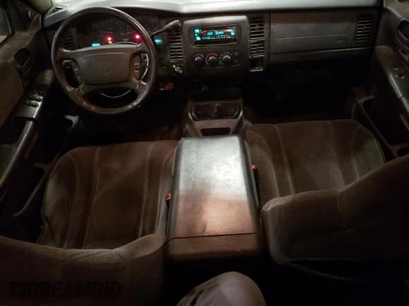 ✅ 2004 Dodge Dakota Sport • VIN: 1D7HG38NX4S635016 • Lot: 85332484. Wystawiony na Copart z przebiegiem 281 187 mil. Bezpłatny archiwum sprzedaży aukcyjnych z USA i szczegółowy raport historii pojazdu na DreamBid. Zdjęcie 8.