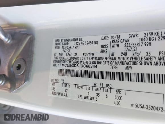 ✅ 2018 Ford Escape SE • VIN: 1FMCU9GD8JUC60344 • Lot: 43691921. Wystawiony na IAAI z przebiegiem 92 771 mil. Bezpłatny archiwum sprzedaży aukcyjnych z USA i szczegółowy raport historii pojazdu na DreamBid. Zdjęcie 9.