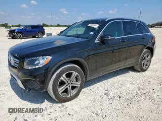 ✅ 2018 Mercedes-Benz GLC 300 • VIN: WDC0G4JB6JV049480 • Lot: 81657465. Wystawiony na Copart z przebiegiem 121 752 mil. Bezpłatny archiwum sprzedaży aukcyjnych z USA i szczegółowy raport historii pojazdu na DreamBid. Zdjęcie 1.