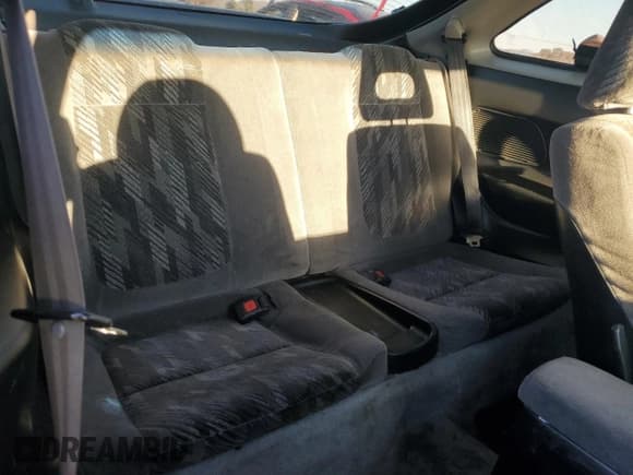 ✅ 1998 Acura Integra LS • VIN: JH4DC4358WS012173 • Лот: 46340625. Опубликован ранее на Copart с пробегом 238 564 миль. Бесплатный доступ к архиву аукционных продаж из США и подробный отчёт об истории автомобиля на DreamBid. Изображение 10.