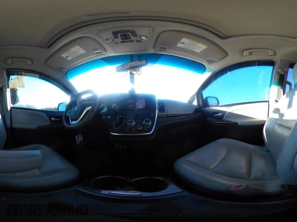 ✅ 2015 Toyota Sienna Limited • VIN: 5TDDK3DC5FS096649 • Lot: 41292478. Listed on IAAI with 234,298 mi. Free auction sales archive from the USA and detailed vehicle history report at DreamBid. Image 20.