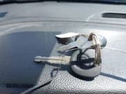 ✅ 2008 Chevrolet Silverado 2500HD 1LT • VIN: 1GCHC23618F132280 • Lot: 41981675. Wystawiony na IAAI z przebiegiem 164 487 mil. Bezpłatny archiwum sprzedaży aukcyjnych z USA i szczegółowy raport historii pojazdu na DreamBid. Zdjęcie 11.