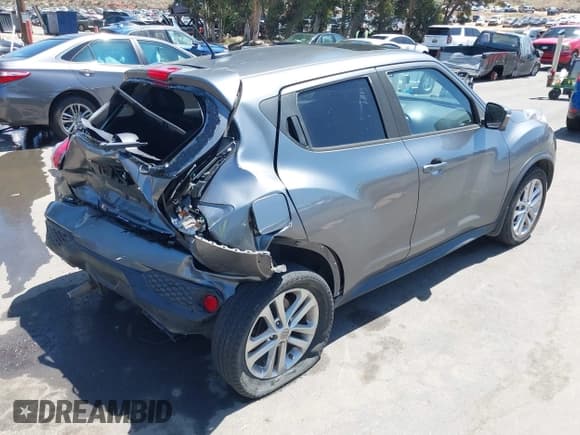 ✅ 2016 Nissan Juke S • VIN: JN8AF5MR9GT601400 • Lot: 42260295. Wystawiony na IAAI z przebiegiem 218 434 mil. Bezpłatny archiwum sprzedaży aukcyjnych z USA i szczegółowy raport historii pojazdu na DreamBid. Zdjęcie 4.