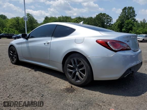 ✅ 2013 Hyundai Genesis Coupe Premium • VIN: KMHHT6KD3DU086153 • Lot: 61784265. Wystawiony na Copart z przebiegiem 101 966 mil. Bezpłatny archiwum sprzedaży aukcyjnych z USA i szczegółowy raport historii pojazdu na DreamBid. Zdjęcie 2.