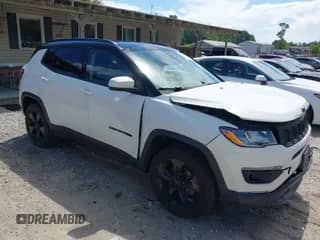 2021 Jeep Compass Latitude with VIN 3C4NJDBB8MT555358, listed as a IAAI auction lot 42262036 with 67,917 mi miles and . Bid and sale history available at DreamBid. Image 1.