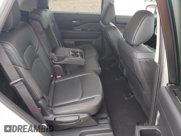 ✅ 2025 Nissan Pathfinder SL • VIN: 5N1DR3CC7SC235409 • Lot: 91944305. Listed on Copart with 17,376 mi. Free auction sales archive from the USA and detailed vehicle history report at DreamBid. Image 11.