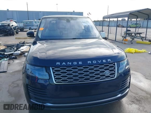 ✅ 2019 Land Rover Range Rover • VIN: SALGS2RE7KA542043 • Lot: 41091478. Listed on IAAI with 39,073 mi. Free auction sales archive from the USA and detailed vehicle history report at DreamBid. Image 13.