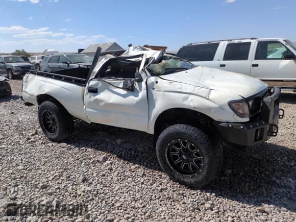 ✅ 1997 Toyota Tacoma • VIN: 4TAPM62N3VZ220620 • Lot: 61435005. Wystawiony na Copart z przebiegiem Nie podano. Bezpłatny archiwum sprzedaży aukcyjnych z USA i szczegółowy raport historii pojazdu na DreamBid. Zdjęcie 4.