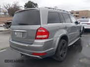 ✅ 2010 Mercedes-Benz GL 550 • VIN: 4JGBF8GE7AA563321 • Lot: 41467521. Wystawiony na IAAI z przebiegiem 157 816 mil. Bezpłatny archiwum sprzedaży aukcyjnych z USA i szczegółowy raport historii pojazdu na DreamBid. Zdjęcie 4.