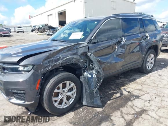 ✅ 2023 Jeep Grand Cherokee Limited • VIN: 1C4RJKBG1P8703354 • Lot: 42764671. Listed on IAAI with 40,695 mi. Free auction sales archive from the USA and detailed vehicle history report at DreamBid. Image 6.