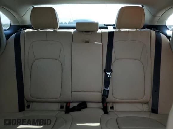 ✅ 2017 Jaguar XF 35t Premium • VIN: SAJBJ4BV9HCY37427 • Lot: 53759185. Listed on Copart with 64,330 mi. Free auction sales archive from the USA and detailed vehicle history report at DreamBid. Image 10.