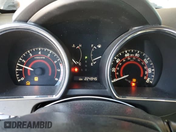 ✅ 2010 Toyota Highlander • VIN: 5TDZK3EHXAS004931 • Lot: 92054095. Listed on Copart with 224,945 mi. Free auction sales archive from the USA and detailed vehicle history report at DreamBid. Image 9.