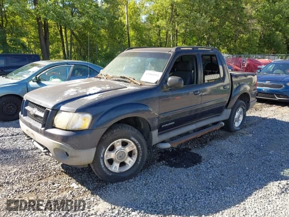 ✅ 2001 Ford Explorer Sport Trac • VIN: 1FMZU77E71UB28117 • Lot: 43004951. Wystawiony na IAAI z przebiegiem 108 151 mil. Bezpłatny archiwum sprzedaży aukcyjnych z USA i szczegółowy raport historii pojazdu na DreamBid. Zdjęcie 12.