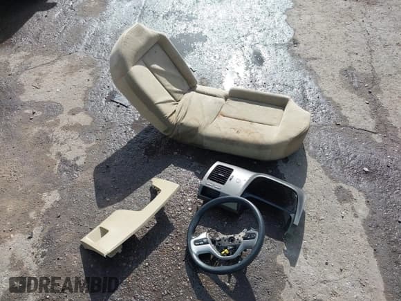 ✅ 2008 Honda Civic • VIN: JHMFA36298S000708 • Lot: 43761303. Listed on IAAI with Not provided. Free auction sales archive from the USA and detailed vehicle history report at DreamBid. Image 11.