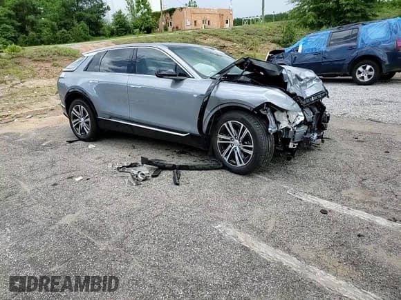 ✅ 2024 Cadillac LYRIQ Luxury • VIN: 1GYKPRRK2RZ124965 • Lot: 64027844. Wystawiony na Copart z przebiegiem Nie podano. Bezpłatny archiwum sprzedaży aukcyjnych z USA i szczegółowy raport historii pojazdu na DreamBid. Zdjęcie 13.