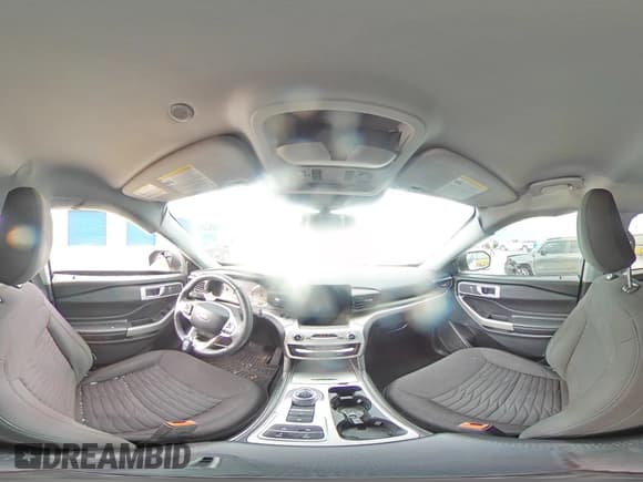 ✅ 2021 Ford Explorer XLT • VIN: 1FMSK7DH5MGA52020 • Lot: 90515635. Wystawiony na Copart z przebiegiem 74 074 mil. Bezpłatny archiwum sprzedaży aukcyjnych z USA i szczegółowy raport historii pojazdu na DreamBid. Zdjęcie 15.