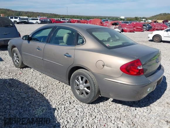 ✅ 2007 Buick LaCrosse CXL • VIN: 2G4WD552171230615 • Lot: 43604540. Wystawiony na IAAI z przebiegiem Nie podano. Bezpłatny archiwum sprzedaży aukcyjnych z USA i szczegółowy raport historii pojazdu na DreamBid. Zdjęcie 3.