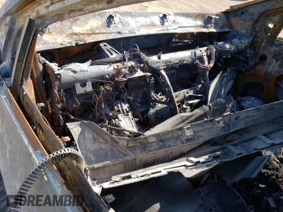 ✅ 2017 Chevrolet Volt Premier • VIN: 1G1RD6S57HU150076 • Lot: 71757174. Wystawiony na Copart z przebiegiem Nie podano. Bezpłatny archiwum sprzedaży aukcyjnych z USA i szczegółowy raport historii pojazdu na DreamBid. Zdjęcie 8.