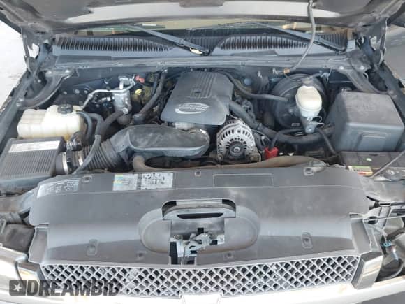 ✅ 2005 Chevrolet Silverado 1500 LS • VIN: 2GCEC19T851358412 • Lot: 43306552. Wystawiony na IAAI z przebiegiem 288 244 mil mil. Skorzystaj z bezpłatnego archiwum sprzedaży aukcyjnych z USA i zobacz szczegółowy raport historii pojazdu na DreamBid. Zdjęcie 10.