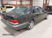 ✅ 1995 Mercedes-Benz S 320 • VIN: WDBGA32E8SA267033 • Lot: 43518901. Wystawiony na IAAI z przebiegiem 73 534 mil. Bezpłatny archiwum sprzedaży aukcyjnych z USA i szczegółowy raport historii pojazdu na DreamBid. Zdjęcie 4.