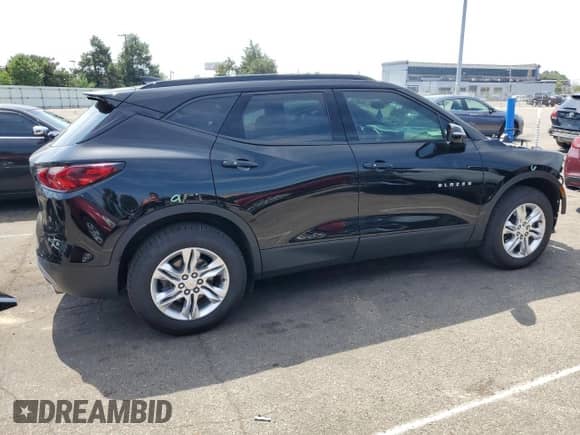 2019 Chevrolet Blazer with VIN 3GNKBCRS9KS685403, listed as a Copart auction lot 69340774 with 82,430 mi miles and Salvage title. Bid and sale history available at DreamBid. Image 3.