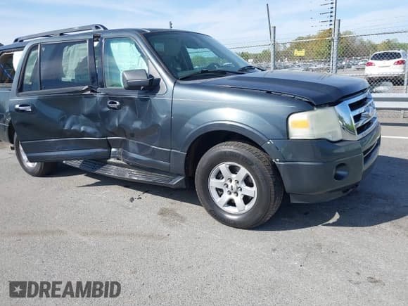 ✅ 2009 Ford Expedition Max SSV • VIN: 1FMFK165X9LA06361 • Лот: 41927774. Опубликован ранее на IAAI с пробегом 428 851 миль. Бесплатный доступ к архиву аукционных продаж из США и подробный отчёт об истории автомобиля на DreamBid. Изображение 1.