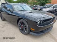 ✅ 2012 Dodge Challenger SRT-8 392 • VIN: 2C3CDYCJ8CH137762 • Lot: 59003275. Wystawiony na Copart z przebiegiem 85 412 mil. Bezpłatny archiwum sprzedaży aukcyjnych z USA i szczegółowy raport historii pojazdu na DreamBid. Zdjęcie 1.