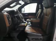 ✅ 2022 Chevrolet Silverado 2500HD High Country • VIN: 1GC4YRE78NF227588 • Лот: 84232915. Опубликован ранее на Copart с пробегом 52 694 миль. Бесплатный доступ к архиву аукционных продаж из США и подробный отчёт об истории автомобиля на DreamBid. Изображение 7.