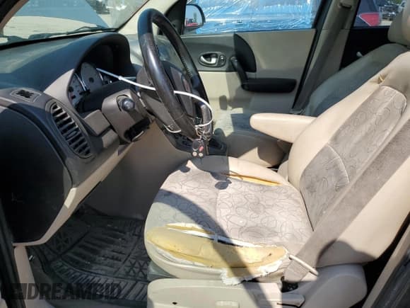 ✅ 2004 Saturn VUE V6 • VIN: 5GZCZ53464S874845 • Лот: 67342015. Опубликован ранее на Copart с пробегом 215 726 миль. Бесплатный доступ к архиву аукционных продаж из США и подробный отчёт об истории автомобиля на DreamBid. Изображение 7.