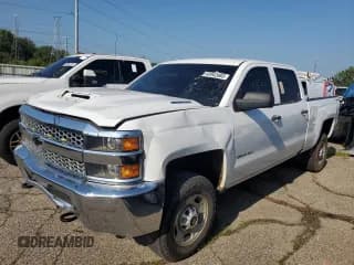 ✅ 2019 Chevrolet Silverado 2500HD Work Truck • VIN: 1GC1KREY5KF192629 • Lot: 63942685. Wystawiony na Copart z przebiegiem 168 377 mil. Bezpłatny archiwum sprzedaży aukcyjnych z USA i szczegółowy raport historii pojazdu na DreamBid. Zdjęcie 1.