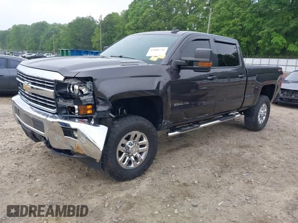 ✅ 2016 Chevrolet Silverado 2500HD LT • VIN: 1GC1KVE88GF146941 • Лот: 42080731. Опубликован ранее на IAAI с пробегом 161 760 миль. Бесплатный доступ к архиву аукционных продаж из США и подробный отчёт об истории автомобиля на DreamBid. Изображение 2.