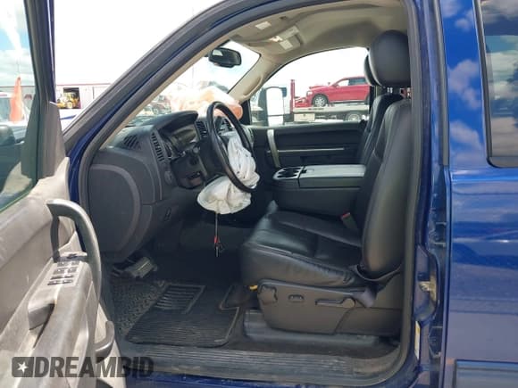 ✅ 2013 Chevrolet Silverado 2500HD LT • VIN: 1GC1KXCG1DF196694 • Lot: 42320081. Listed on IAAI with 93,305 mi. Free auction sales archive from the USA and detailed vehicle history report at DreamBid. Image 5.