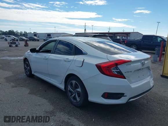 ✅ 2021 Honda Civic LX • VIN: 2HGFC2F63MH509186 • Lot: 43470365. Listed on IAAI with 81,122 mi. Free auction sales archive from the USA and detailed vehicle history report at DreamBid. Image 3.