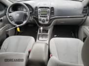 ✅ 2009 Hyundai Santa Fe GLS • VIN: 5NMSG13DX9H270665 • Lot: 50427764. Listed on Copart with 108,256 mi. Free auction sales archive from the USA and detailed vehicle history report at DreamBid. Image 8.