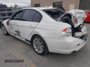 ✅ 2011 BMW 3 Series 328i • VIN: WBAPH5G59BNM75221 • Lot: 43402293. Wystawiony na IAAI z przebiegiem 155 551 mil. Bezpłatny archiwum sprzedaży aukcyjnych z USA i szczegółowy raport historii pojazdu na DreamBid. Zdjęcie 3.