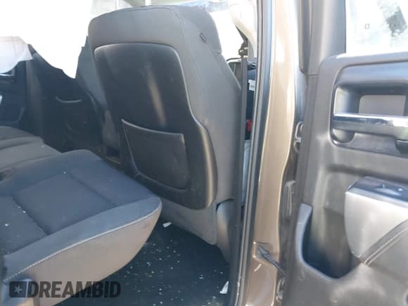 ✅ 2014 Chevrolet Silverado 1500 LT • VIN: 1GCVKREC7EZ191202 • Lot: 43618599. Wystawiony na IAAI z przebiegiem 155 074 mil. Bezpłatny archiwum sprzedaży aukcyjnych z USA i szczegółowy raport historii pojazdu na DreamBid. Zdjęcie 8.