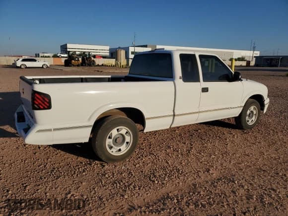 ✅ 1995 GMC Sonoma SLS • VIN: 1GTCS1948S8533169 • Lot: 58241305. Wystawiony na Copart z przebiegiem 192 037 mil. Bezpłatny archiwum sprzedaży aukcyjnych z USA i szczegółowy raport historii pojazdu na DreamBid. Zdjęcie 3.