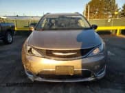 ✅ 2017 Chrysler Pacifica Touring L • VIN: 2C4RC1BG9HR822957 • Lot: 87300115. Listed on Copart with 59,511 mi. Free auction sales archive from the USA and detailed vehicle history report at DreamBid. Image 5.