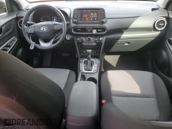 ✅ 2020 Hyundai Kona SEL • VIN: KM8K22AA1LU407730 • Лот: 43681634. Опубликован ранее на Copart с пробегом 42 628 миль. Бесплатный доступ к архиву аукционных продаж из США и подробный отчёт об истории автомобиля на DreamBid. Изображение 8.